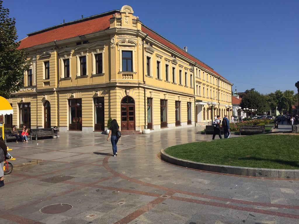 Hotel Grand Valjevo Eksteriør bilde