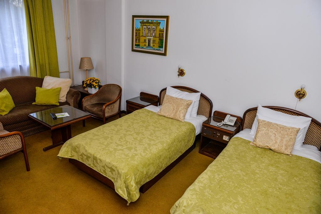 Hotel Grand Valjevo Eksteriør bilde