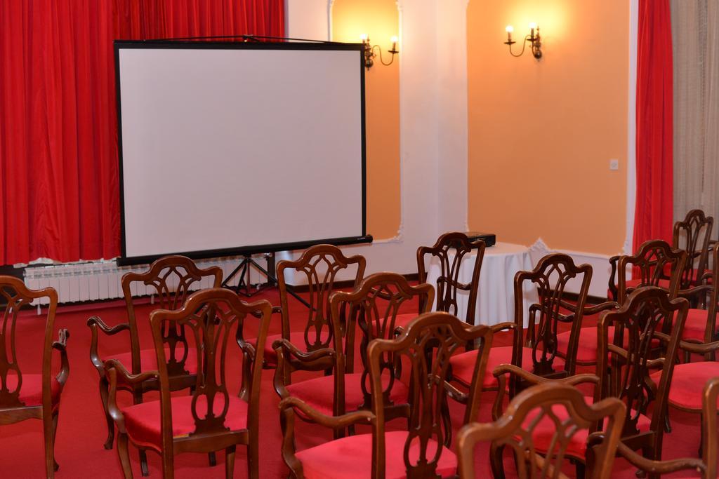 Hotel Grand Valjevo Eksteriør bilde