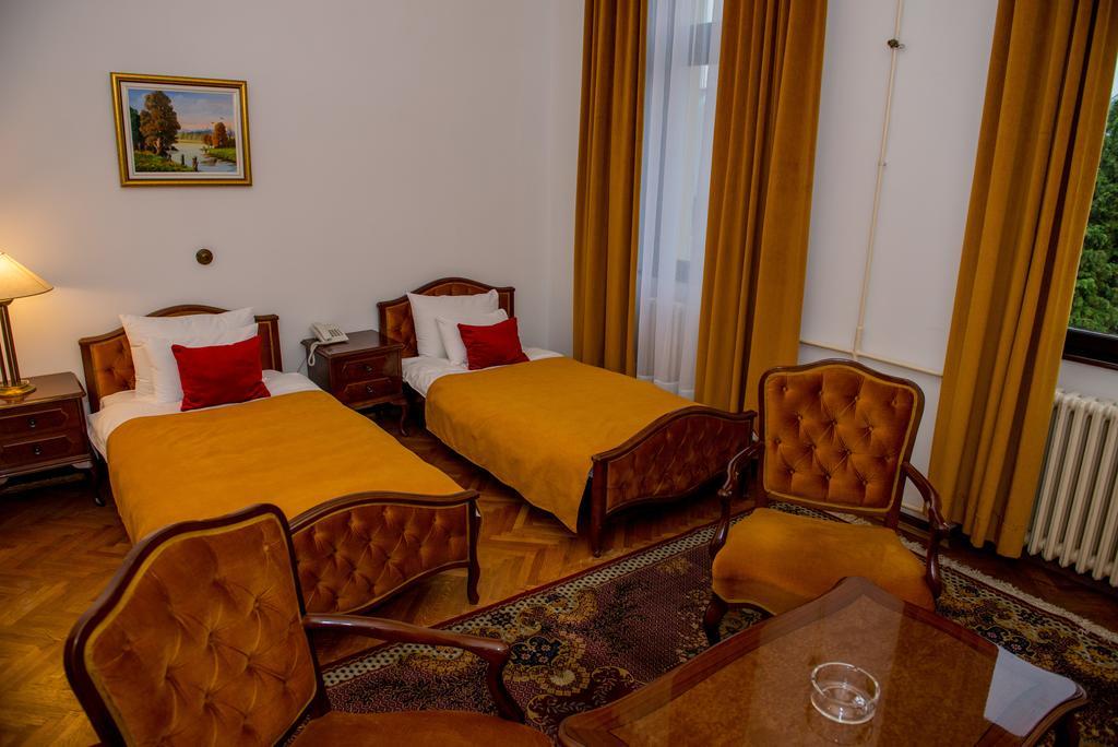 Hotel Grand Valjevo Eksteriør bilde